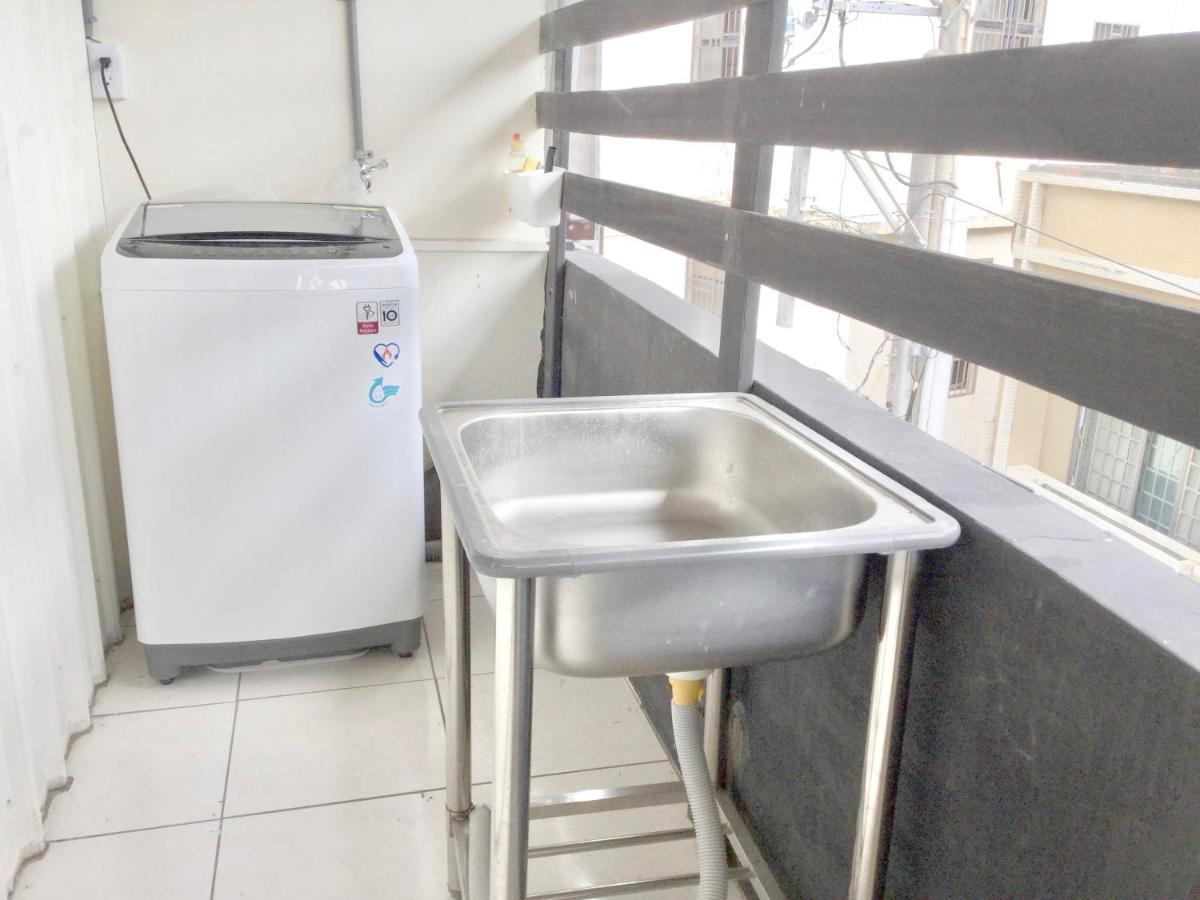 Backpackers' Hostel Taoyuan Airport Exterior foto